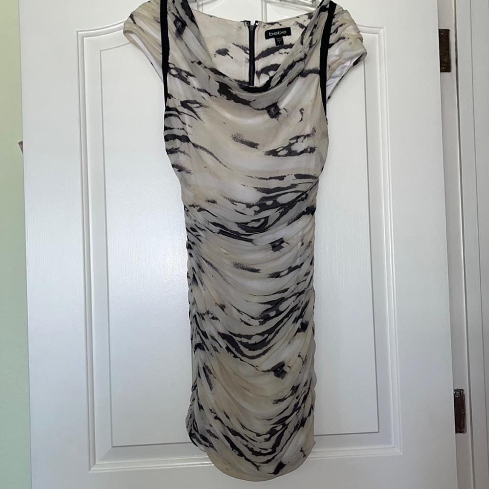 Bebe leopard print dress
